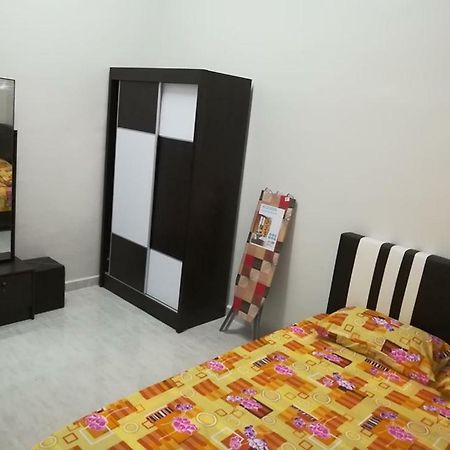 Homestay Damai Yusmila Kuala Terengganu Exteriér fotografie